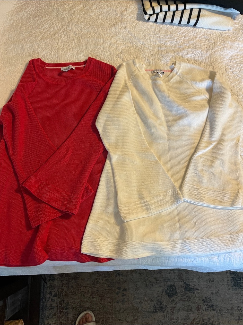 Isaac Mizrahi Red and Cream Ribbed Crewneck Sweaters